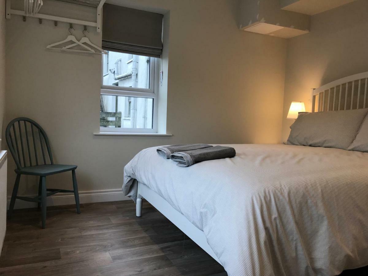בושמילס Bush House Accommodation - The Courthouse Apartment מראה חיצוני תמונה